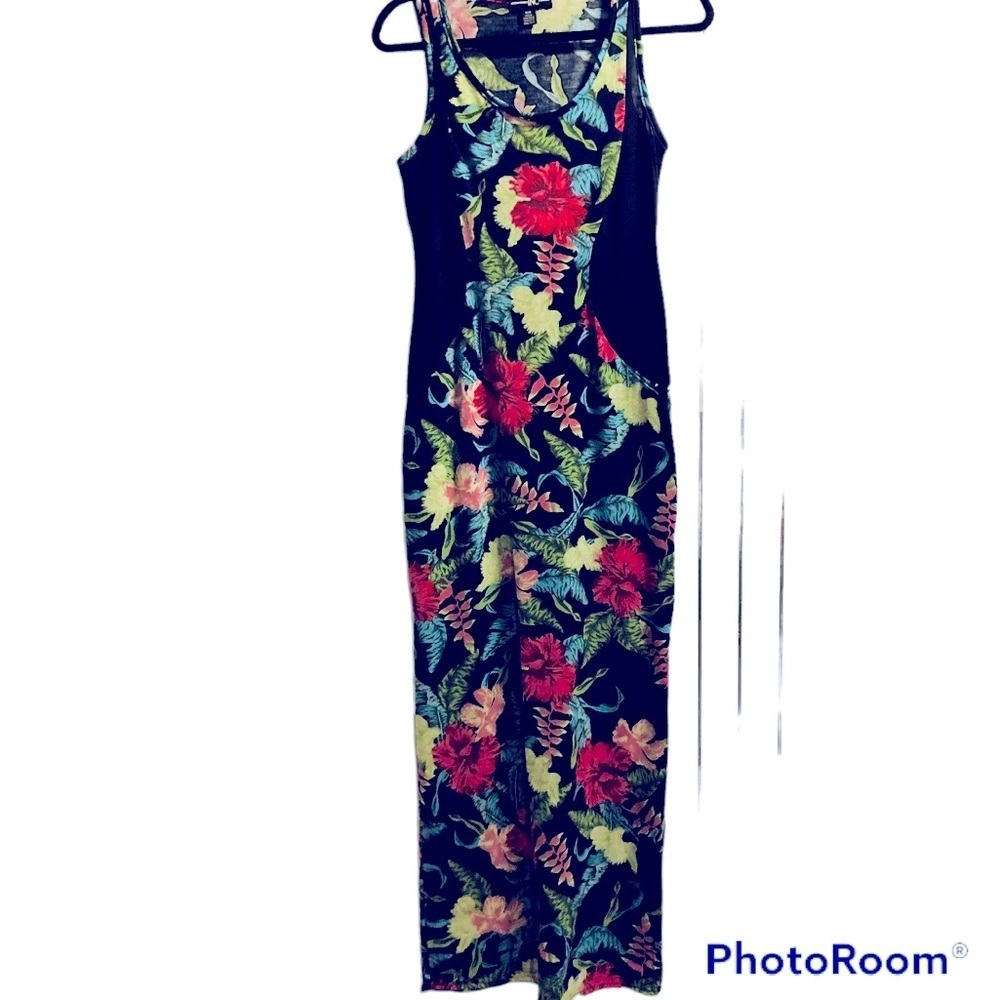 International INC Size Medium Black Floral Sleeveless Maxi Bodycon Dress